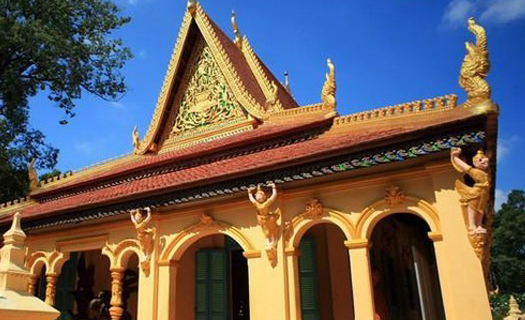 Rắn trong đời sống tâm linh và văn hóa người Việt